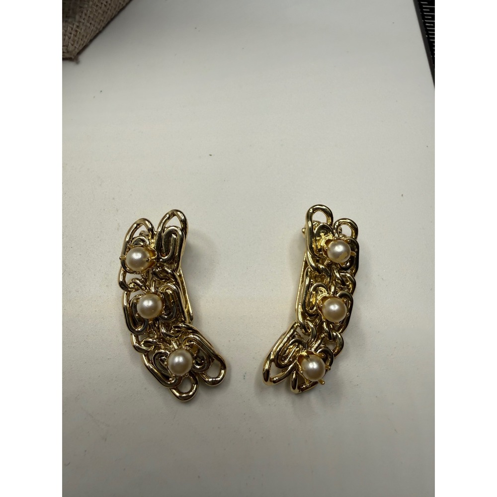 Vintage Gold Tone Faux Pearl Swirl Clip On Crawler Earrings Retro Statement